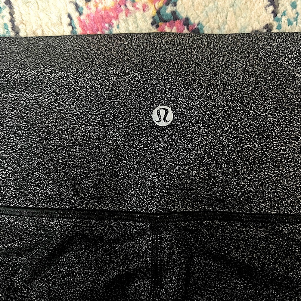 Lululemon Wunder Under 23” Metallic Pants Size 12